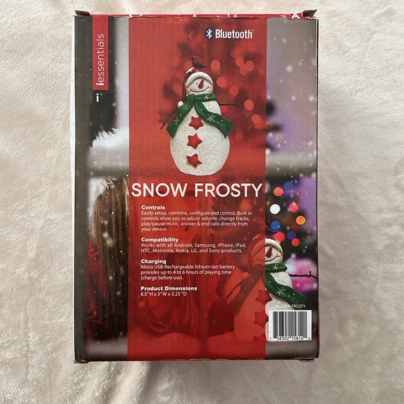 iessentials Rechargeable Wireless Holiday Speaker with Ambient Lighting - Picture 3 of 9